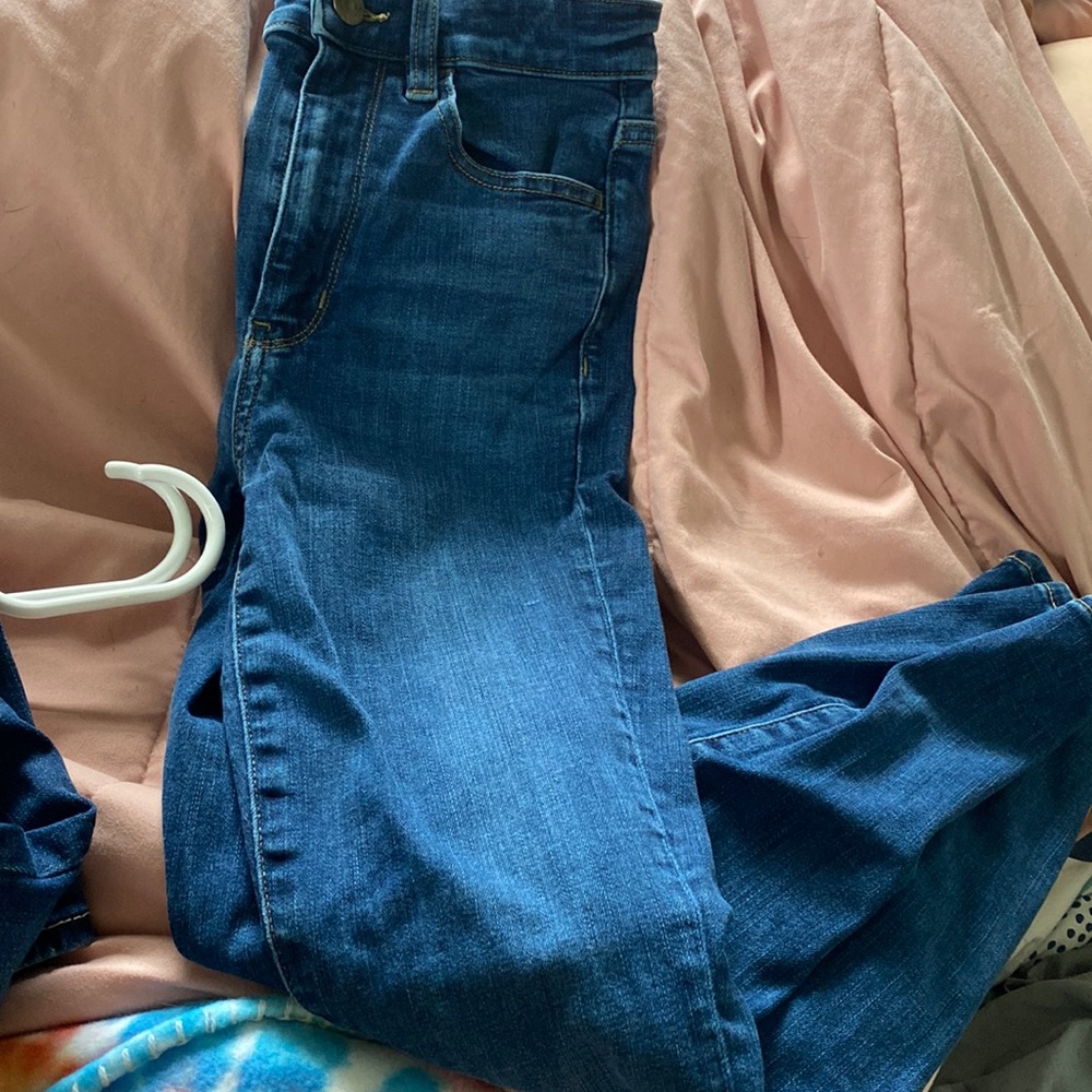 American Eagle. Size 2. Super Hi-Rise Jeggings.